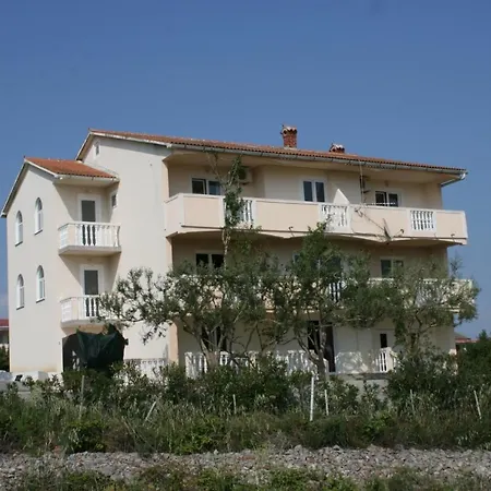 Apartment Apartments With A Parking Space Povljana, Pag - 229 *
