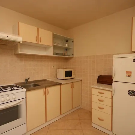 Apartment Apartments With A Parking Space Povljana, Pag - 229 *