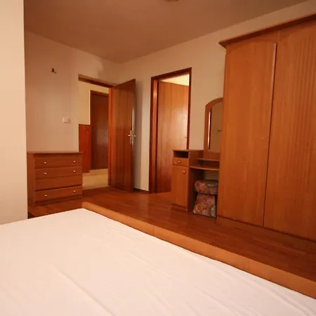 Apartments With A Parking Space Povljana, Pag - 229 *