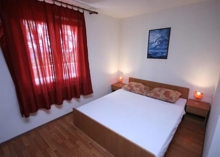 Apartman Apartments With A Parking Space Povljana, Pag - 229 Povljana