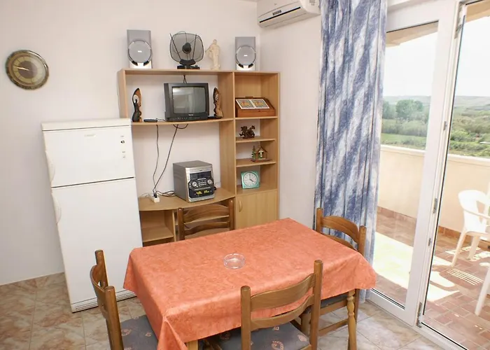 Apartments With A Parking Space Povljana, Pag - 229