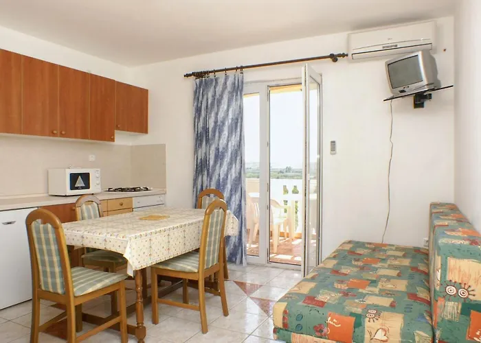 Apartments With A Parking Space Povljana, Pag - 229 Apartman Povljana