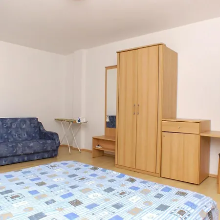 With A Parking Space Povljana, Pag - 229 포블랴나